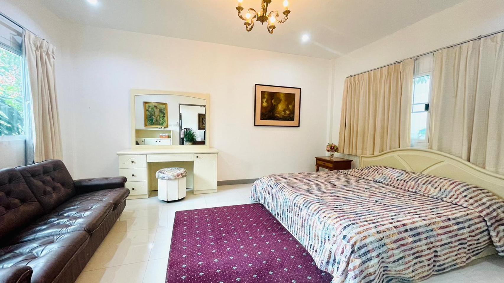 Baan Ing Khao Hotel Pak Chong Exterior foto