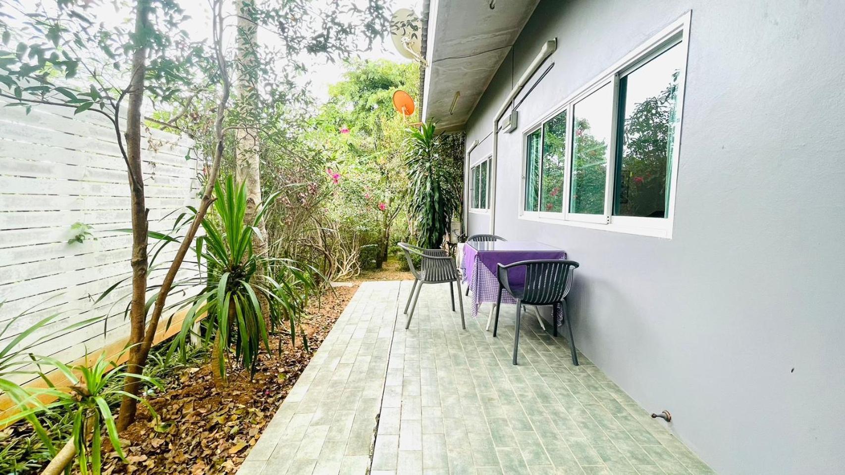 Baan Ing Khao Hotel Pak Chong Exterior foto